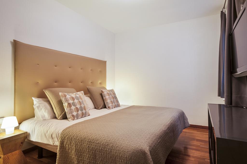 Canela Homes Barcelona Universitat Quarto foto